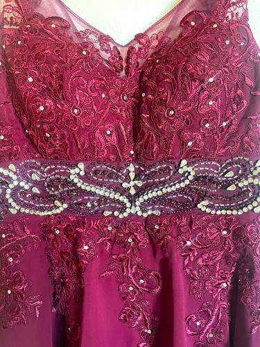 House burgundy lace - jj’s,
